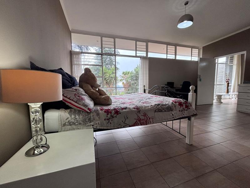 4 Bedroom Property for Sale in Floracliffe Gauteng