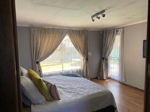 To Let 4 Bedroom Property for Rent in Elardus Park Gauteng