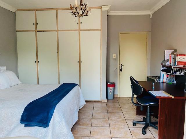 To Let 4 Bedroom Property for Rent in Elardus Park Gauteng