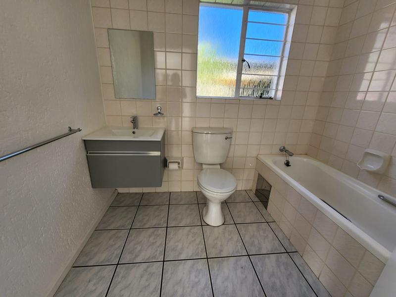 To Let 2 Bedroom Property for Rent in Sunninghill Gauteng