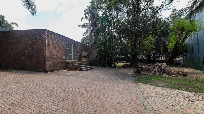 Commercial Property for Sale in Amorosa Gauteng