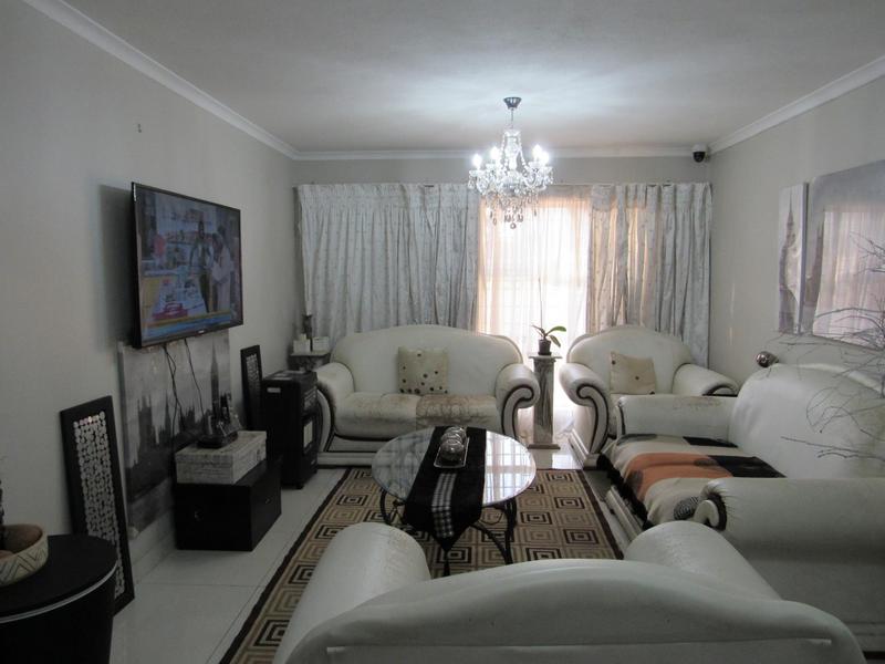 To Let 3 Bedroom Property for Rent in La Montagne Gauteng