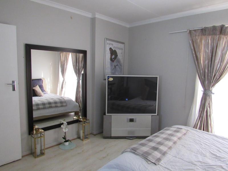 To Let 3 Bedroom Property for Rent in La Montagne Gauteng