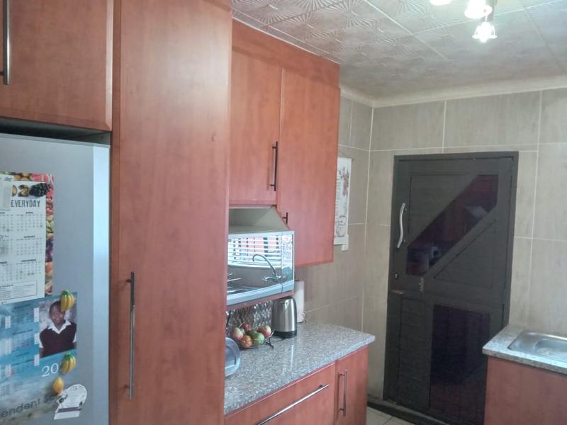 4 Bedroom Property for Sale in Hospital View Gauteng