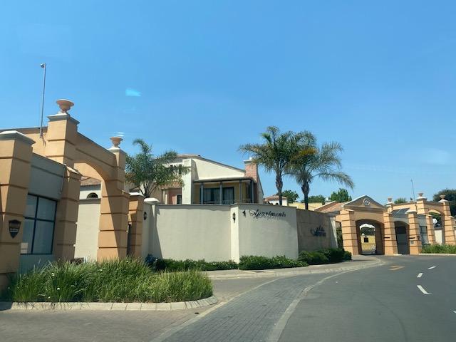 To Let 2 Bedroom Property for Rent in Bedfordview Gauteng