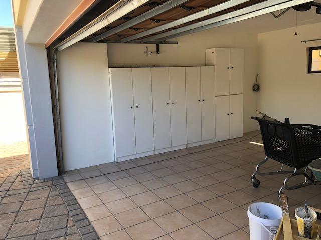 To Let 2 Bedroom Property for Rent in Bedfordview Gauteng