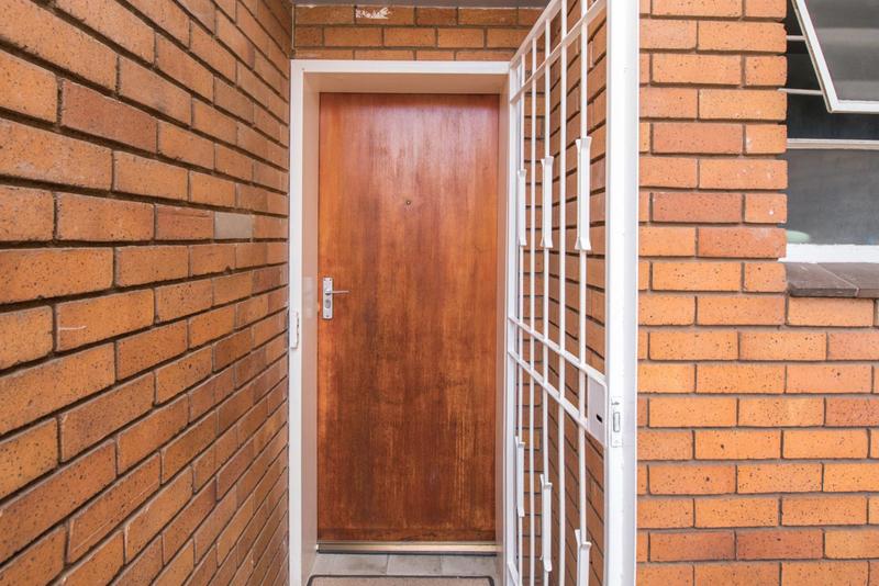 1 Bedroom Property for Sale in Malvern East Gauteng