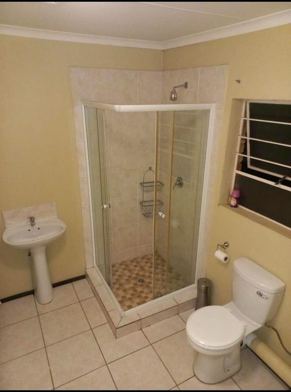 To Let 2 Bedroom Property for Rent in Honeydew Gauteng