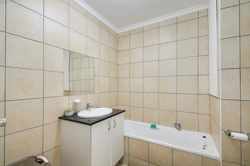 To Let 2 Bedroom Property for Rent in Morningside Gauteng