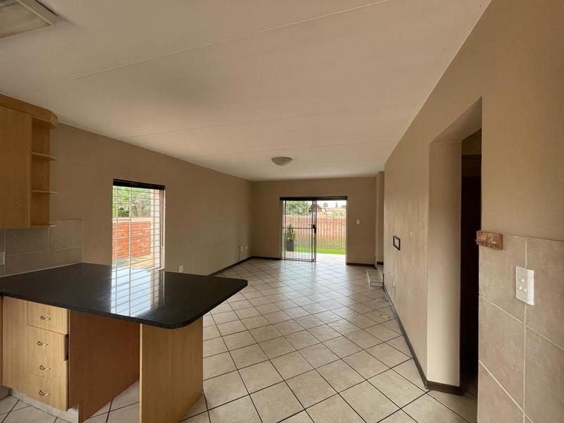 To Let 3 Bedroom Property for Rent in Willowbrook Gauteng