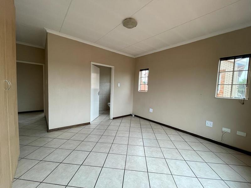 To Let 3 Bedroom Property for Rent in Willowbrook Gauteng