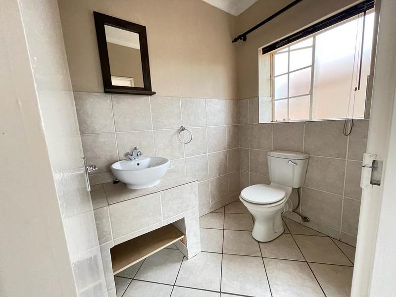 To Let 3 Bedroom Property for Rent in Willowbrook Gauteng