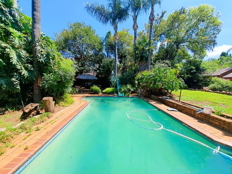 4 Bedroom Property for Sale in Eldoraigne Gauteng