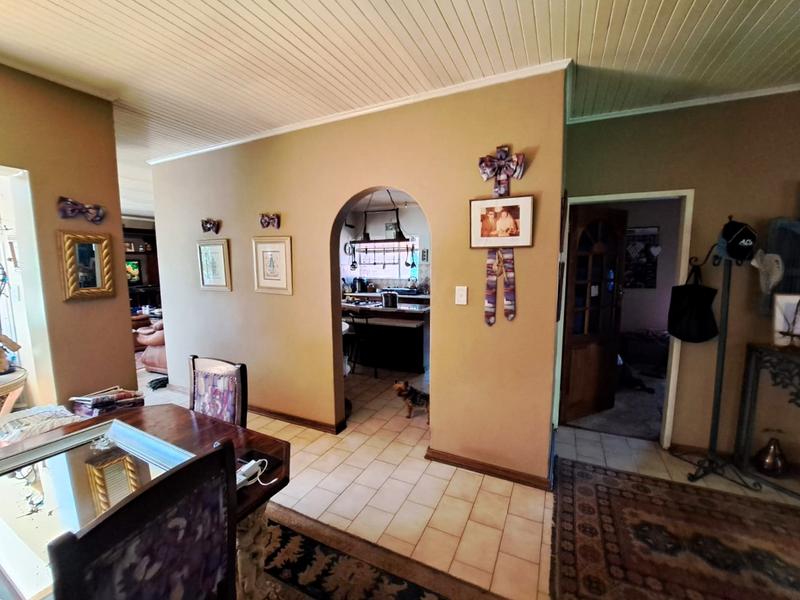 4 Bedroom Property for Sale in Eldoraigne Gauteng