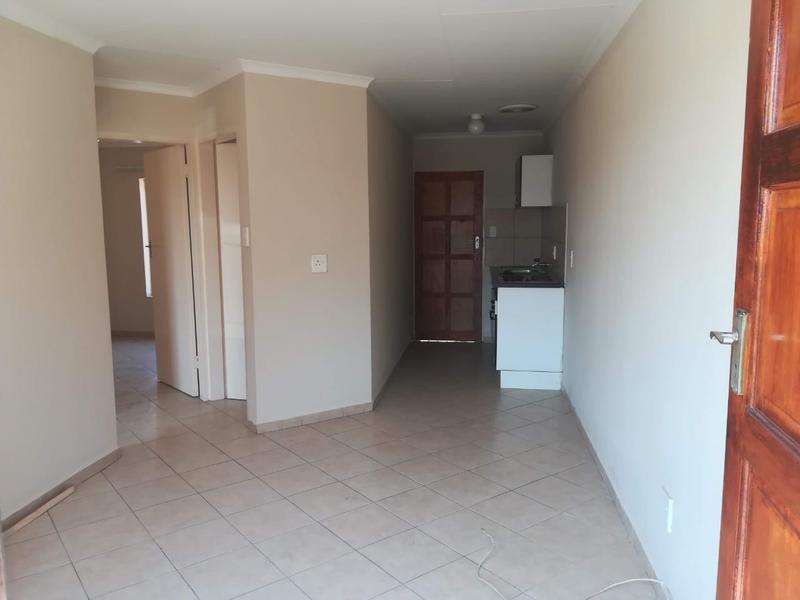 2 Bedroom Property for Sale in Olievenhoutbosch Gauteng