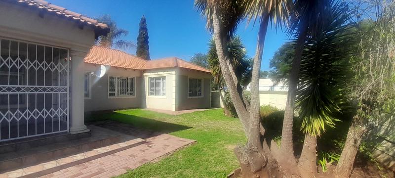 4 Bedroom Property for Sale in Wierda Park Gauteng