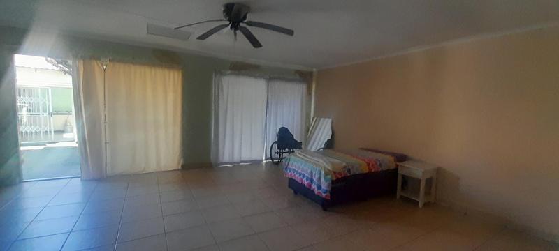 4 Bedroom Property for Sale in Wierda Park Gauteng