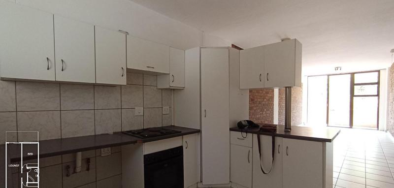 2 Bedroom Property for Sale in Gezina Gauteng