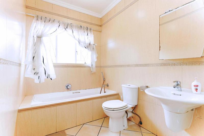 4 Bedroom Property for Sale in Morningside Gauteng