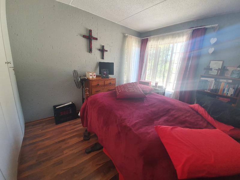 To Let 2 Bedroom Property for Rent in Bryanston Gauteng