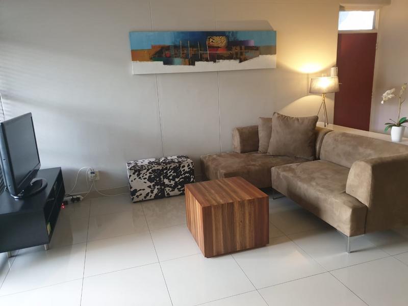 To Let 1 Bedroom Property for Rent in Illovo Gauteng