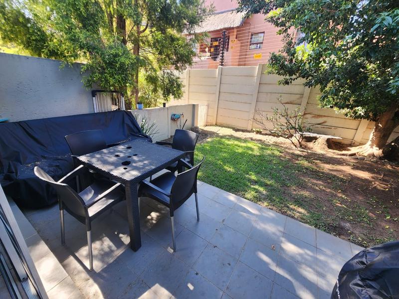 2 Bedroom Property for Sale in Sunninghill Gauteng