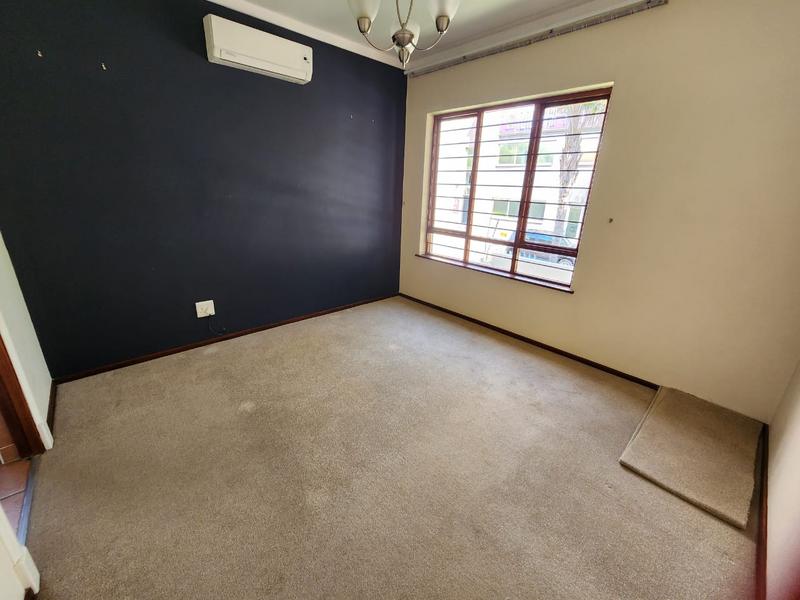 2 Bedroom Property for Sale in Sunninghill Gauteng