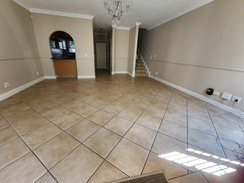 2 Bedroom Property for Sale in Sunninghill Gauteng