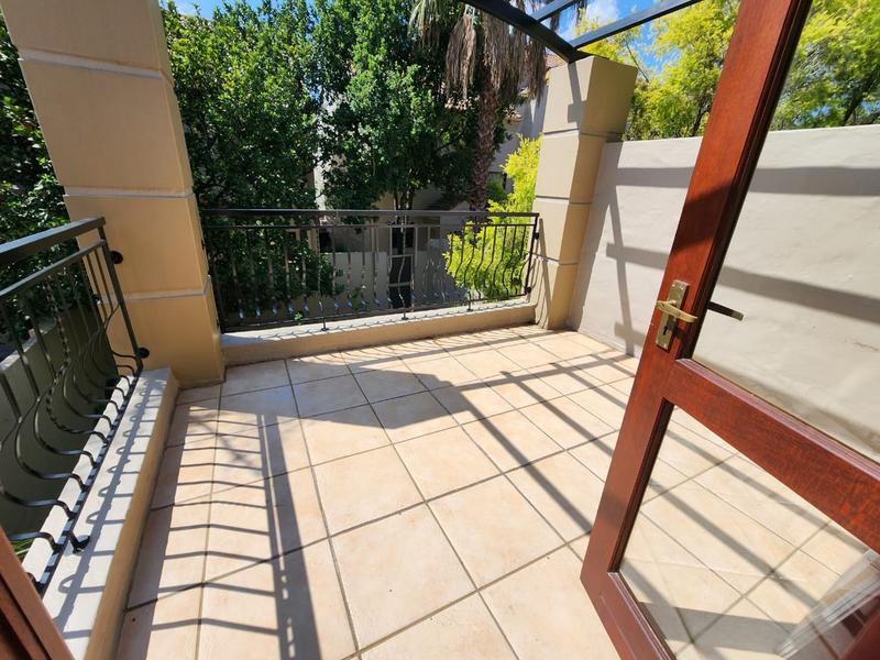 2 Bedroom Property for Sale in Sunninghill Gauteng