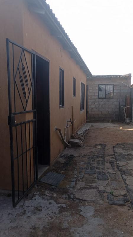 2 Bedroom Property for Sale in Esselenpark Gauteng