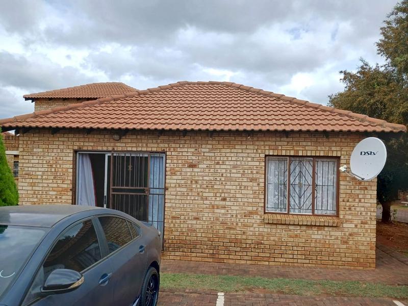 To Let 2 Bedroom Property for Rent in Witpoortjie Gauteng