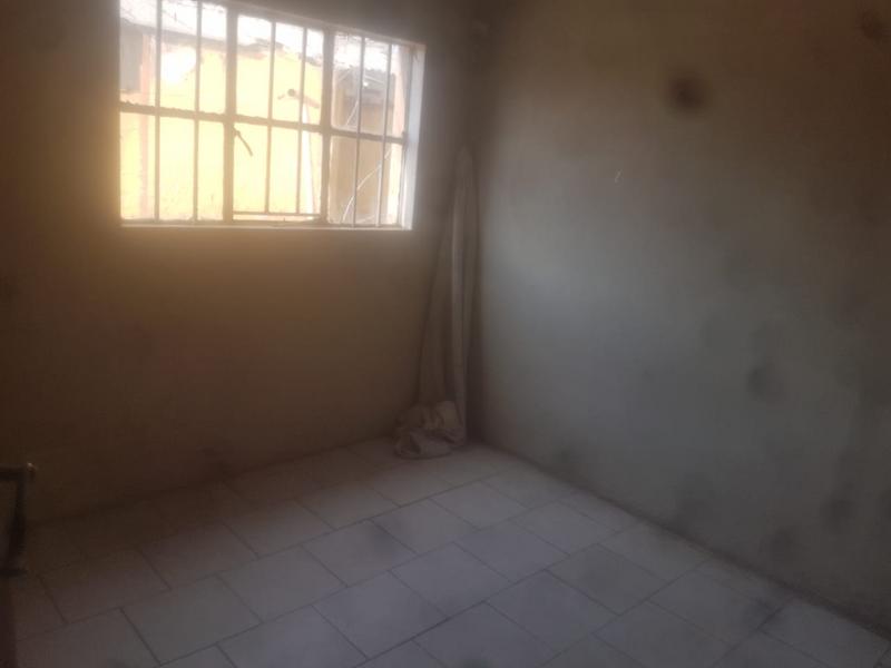 4 Bedroom Property for Sale in Emdeni Gauteng