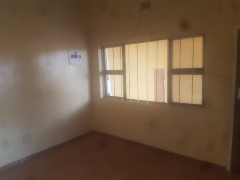 4 Bedroom Property for Sale in Emdeni Gauteng