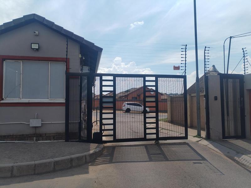 To Let 3 Bedroom Property for Rent in Kya Sands Gauteng