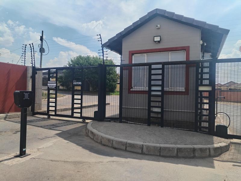 To Let 3 Bedroom Property for Rent in Kya Sands Gauteng