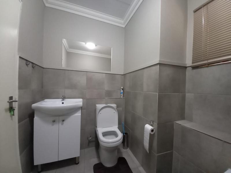 2 Bedroom Property for Sale in Fleurhof Gauteng