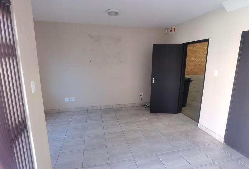 To Let commercial Property for Rent in N4 Gateway Industrial Park Gauteng