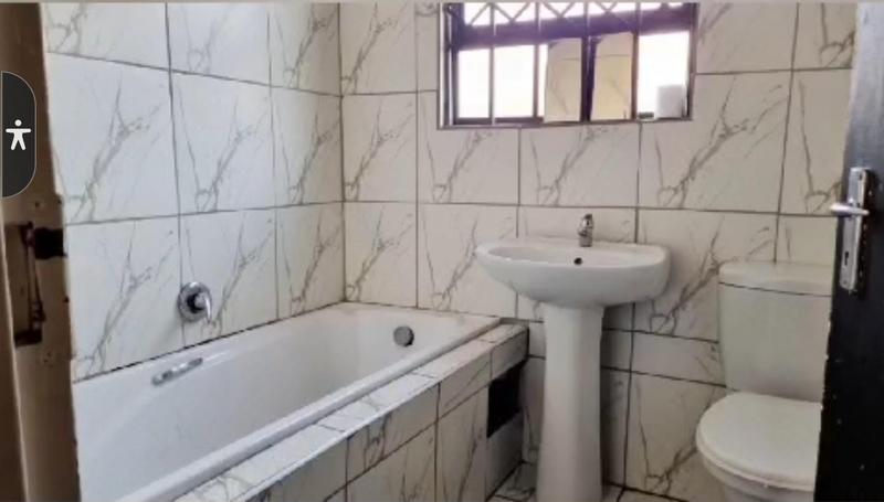 2 Bedroom Property for Sale in Dawn Park Gauteng