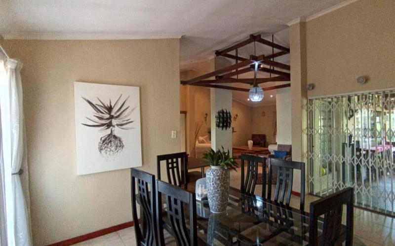 5 Bedroom Property for Sale in Brackendowns Gauteng