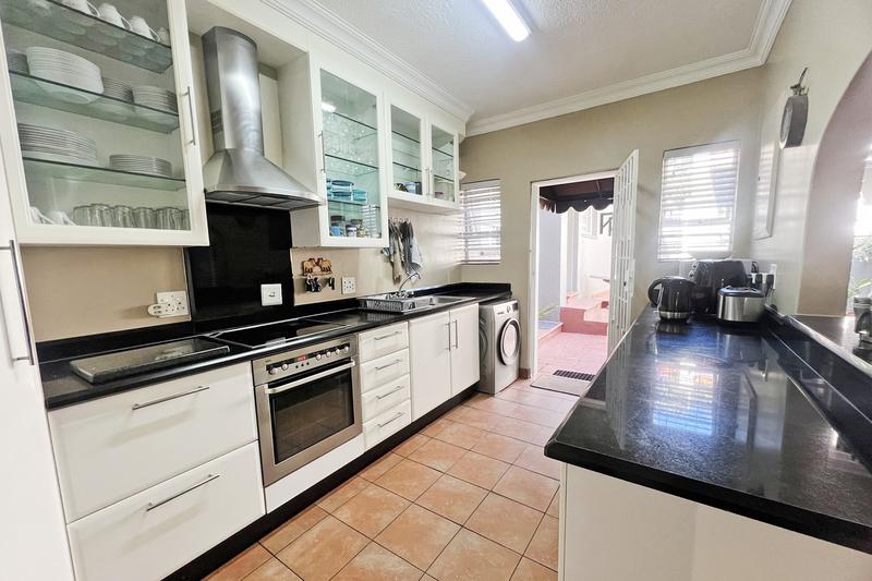 To Let 2 Bedroom Property for Rent in Morningside Gauteng