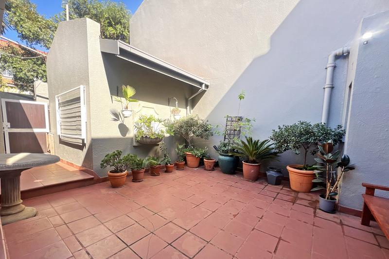 To Let 2 Bedroom Property for Rent in Morningside Gauteng