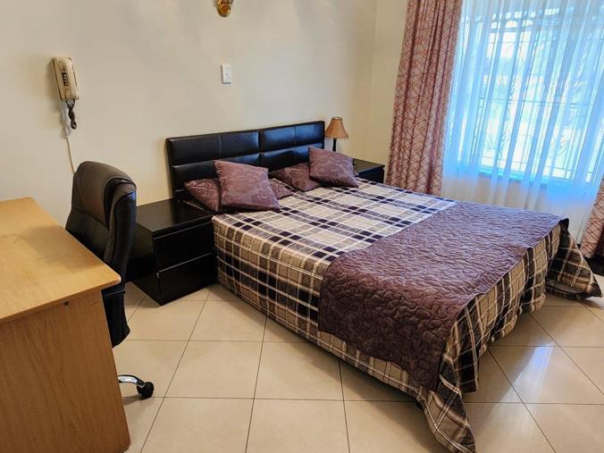 4 Bedroom Property for Sale in Laudium Gauteng