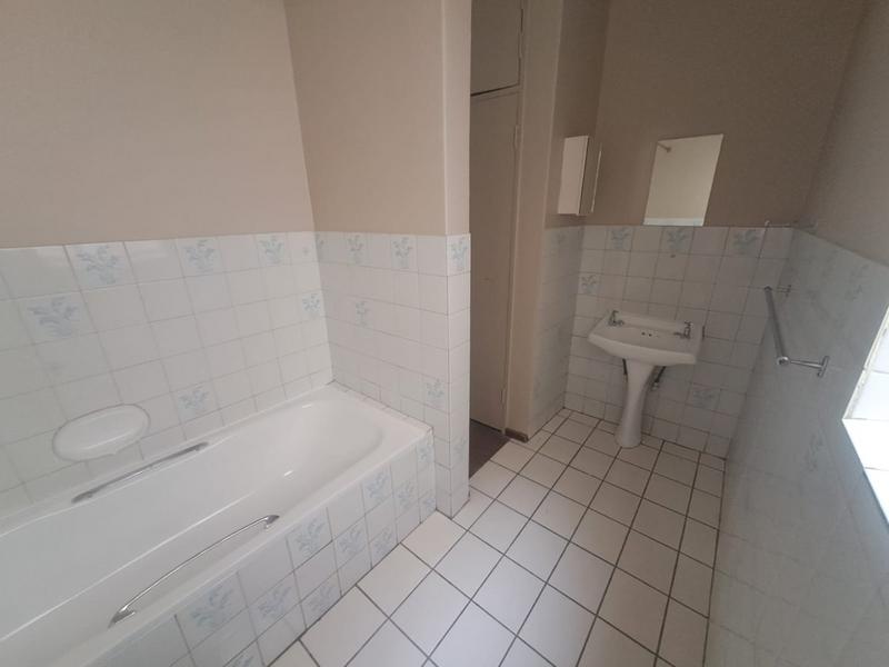 2 Bedroom Property for Sale in Vanderbijlpark NE Gauteng