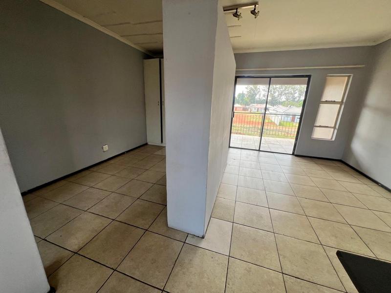 To Let 1 Bedroom Property for Rent in Brenthurst Gauteng