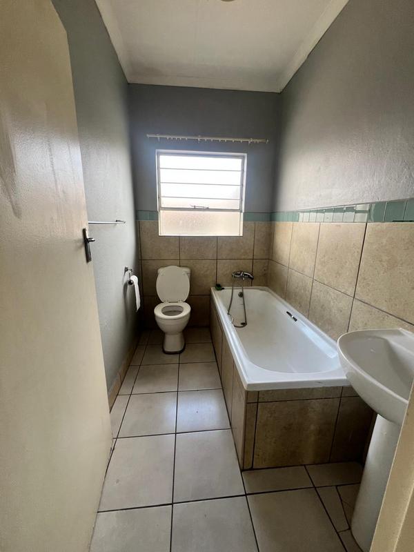 To Let 1 Bedroom Property for Rent in Brenthurst Gauteng