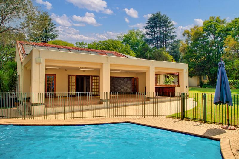 To Let 5 Bedroom Property for Rent in Bryanston Gauteng