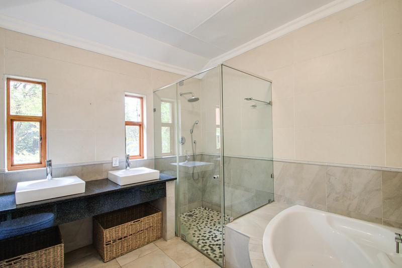 To Let 5 Bedroom Property for Rent in Bryanston Gauteng