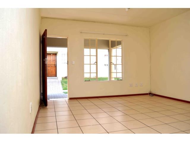 To Let 1 Bedroom Property for Rent in Comet Gauteng