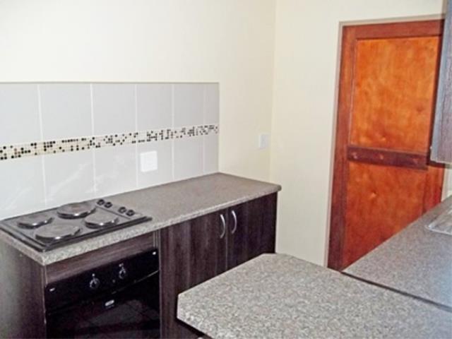 To Let 1 Bedroom Property for Rent in Auckland Park Gauteng