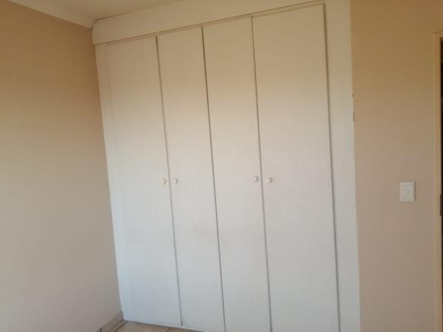 To Let 1 Bedroom Property for Rent in Kosmosdal Gauteng